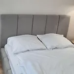 Neu Schweizerhaus 29